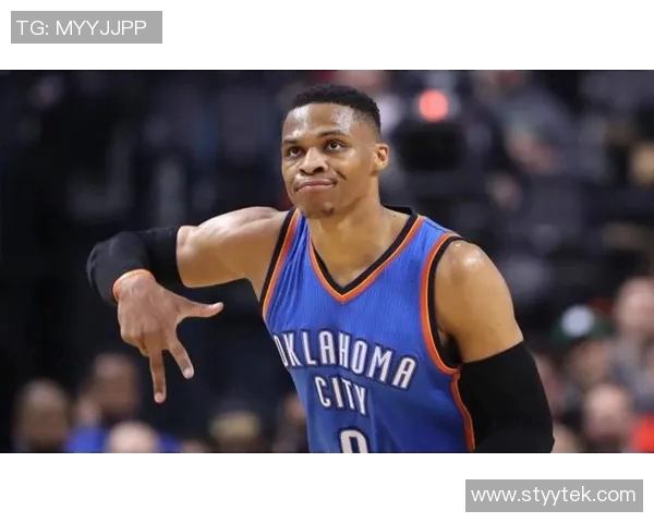 勇士对阵雷霆威少走步争议引发热议球迷热情高涨 勇士对阵雷霆威少走步争议引发热议球迷热情高涨