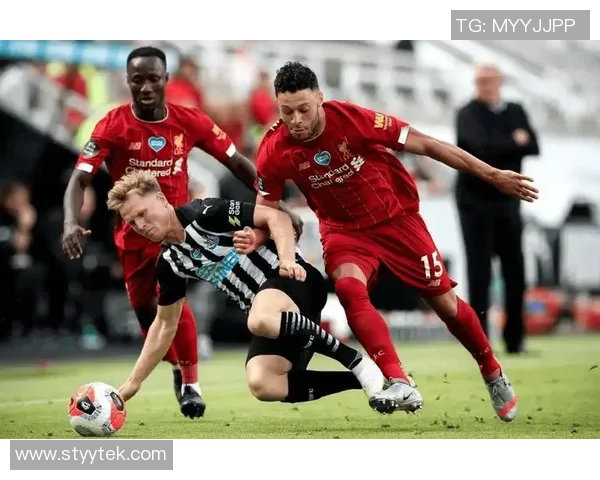 曼联主场迎战纽卡斯全力争胜期待精彩对决 曼联主场迎战纽卡斯全力争胜期待精彩对决