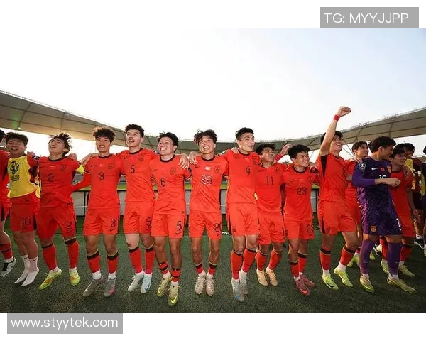 查尔顿U23队迎战强敌全力争胜展现年轻球员风采 查尔顿U23队迎战强敌全力争胜展现年轻球员风采