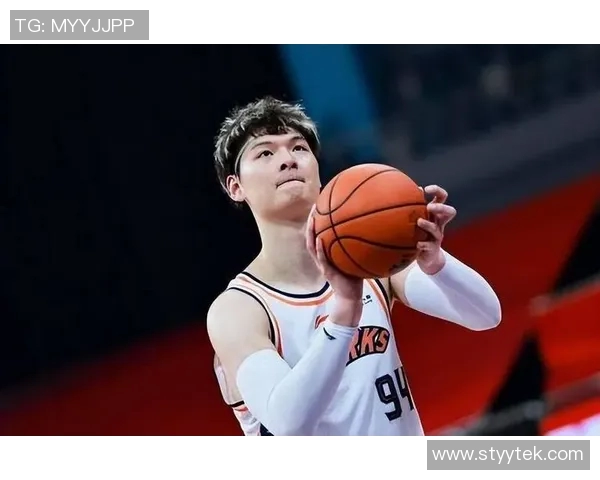 王哲林在CBA赛场的崛起与挑战解析,展望未来篮球生涯的无限可能性 王哲林在CBA赛场的崛起与挑战解析,展望未来篮球生涯的无限可能性