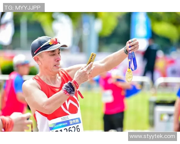 重庆滑板队在城市马拉松积分榜中以80分稳居第一名引发关注