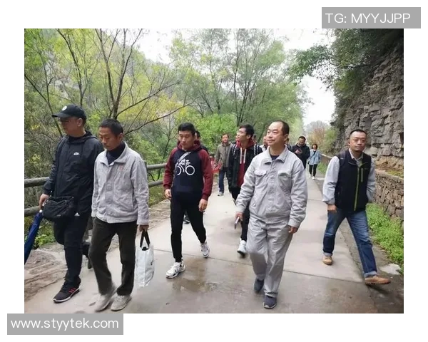 里尔对阵尼姆精彩直播全程回顾与赛后分析尽在这里 里尔对阵尼姆精彩直播全程回顾与赛后分析尽在这里