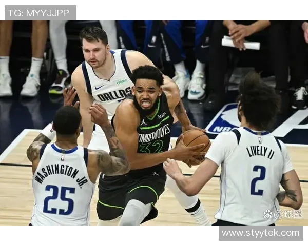 雄鹿与森林狼激战正酣NBA赛场精彩瞬间回顾与分析 雄鹿与森林狼激战正酣NBA赛场精彩瞬间回顾与分析