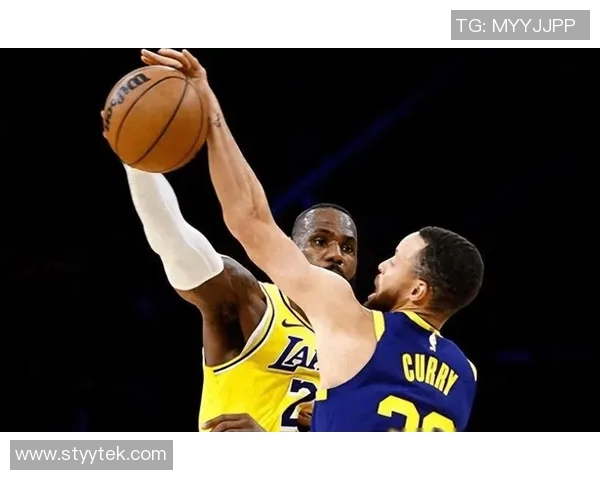 2018季前赛勇士与湖人激战回顾球星表现与战术分析全面解析 2018季前赛勇士与湖人激战回顾球星表现与战术分析全面解析