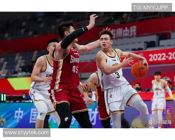 CBA精彩回顾广东队与同曦队对决集锦分析与精彩瞬间分享 CBA精彩回顾广东队与同曦队对决集锦分析与精彩瞬间分享