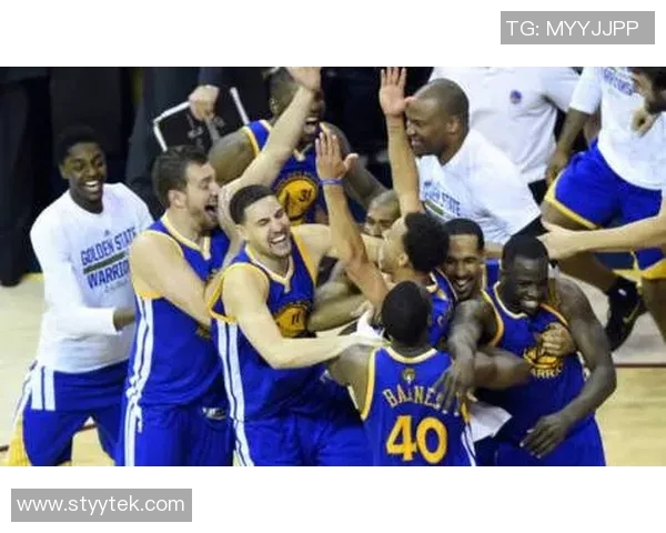 勇士与掘金季后赛精彩对决录像回顾分析与精彩瞬间集锦