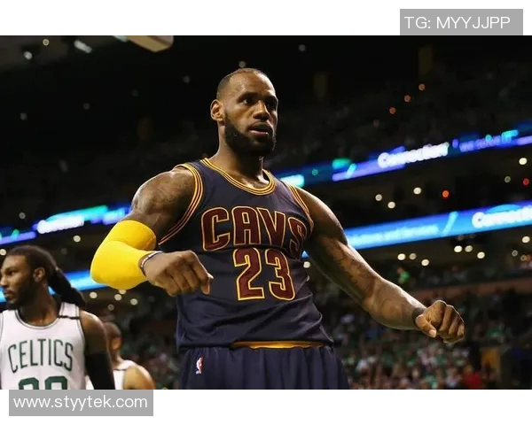 勒布朗詹姆斯：篮球巨星的辉煌历程与传奇人生探秘