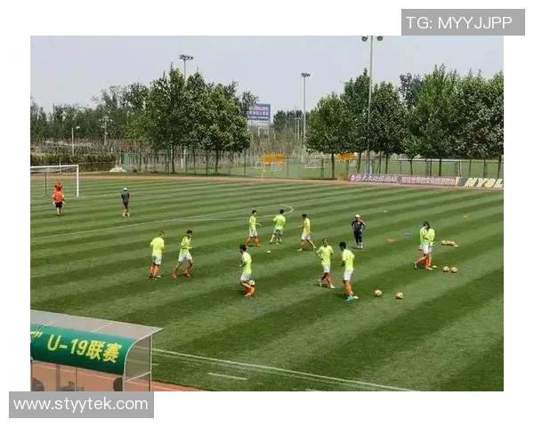 恒大足校与鲁能足校对决青训实力谁能在未来的足球舞台上崭露头角